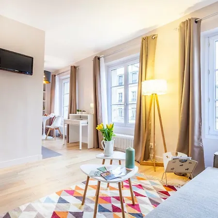 Apartment Le Petit Versailles
