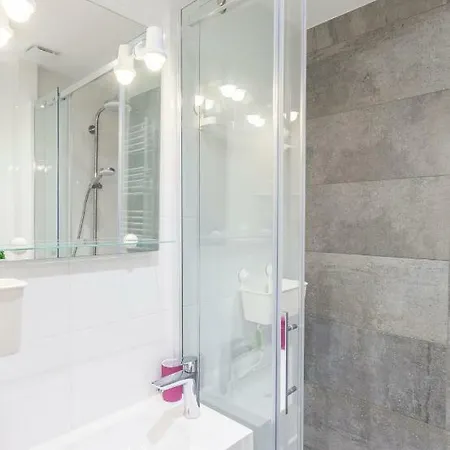 Le Petit Apartment *